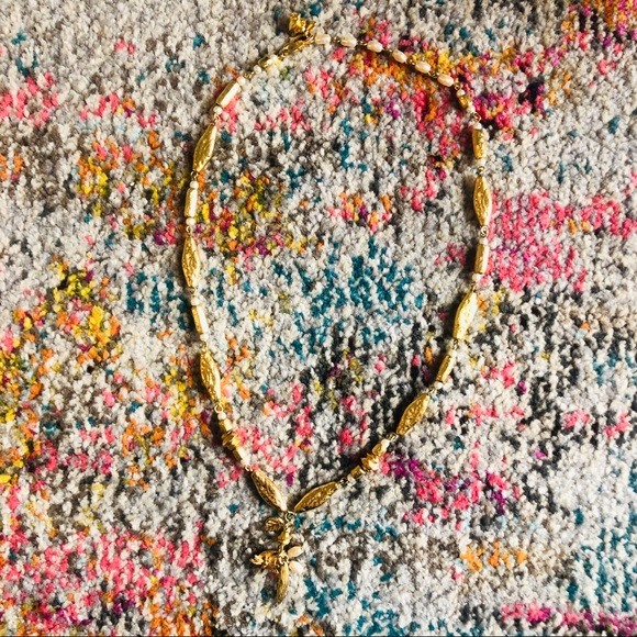 Anthropologie Jewelry - Gold Rose and Pearl Bead Necklace